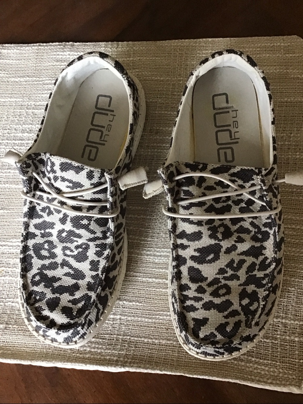 Hey Dude Cheetah shoes size 9